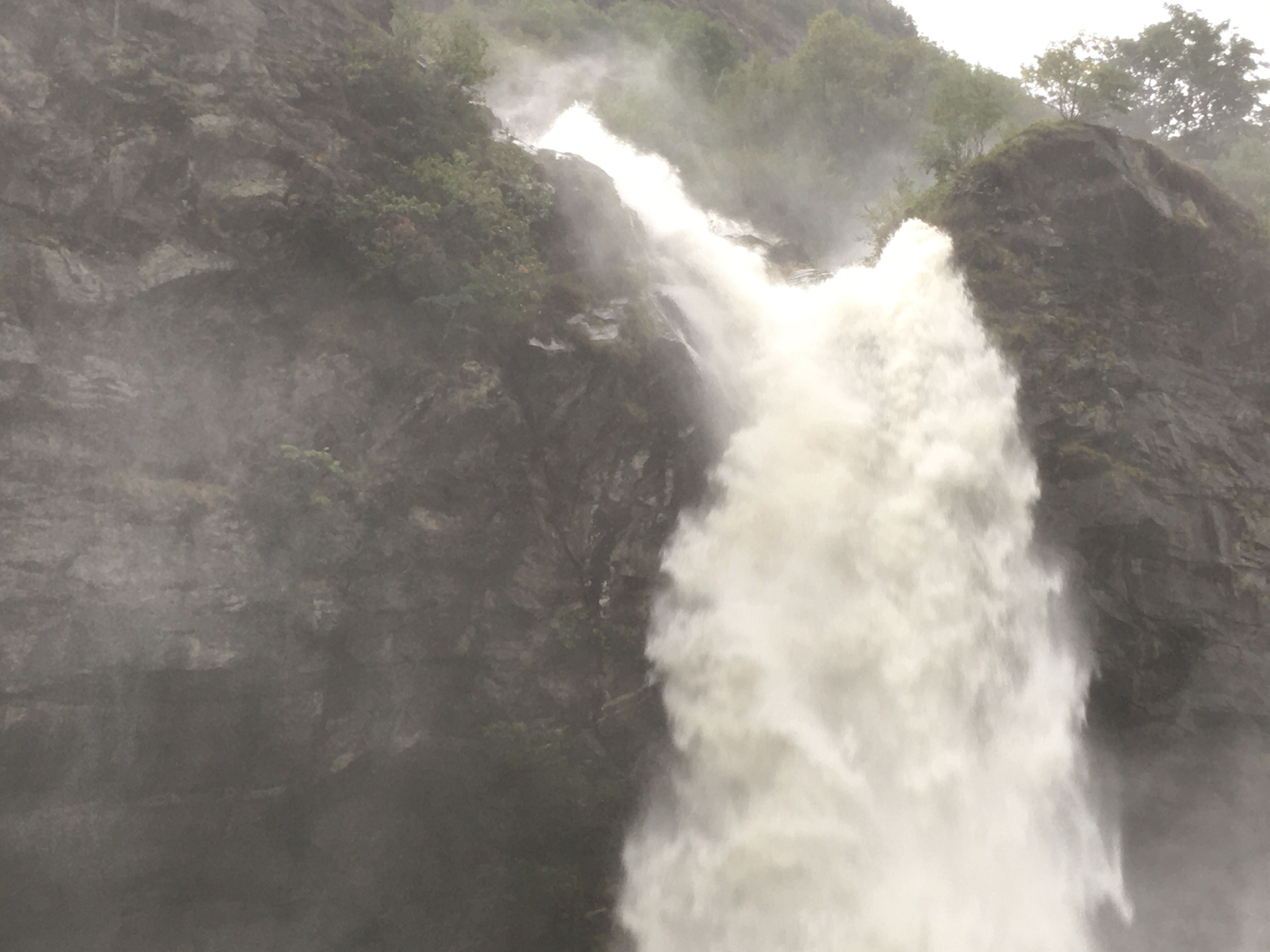 20200830_Cascata die Santa Patronilla Biasca VOD